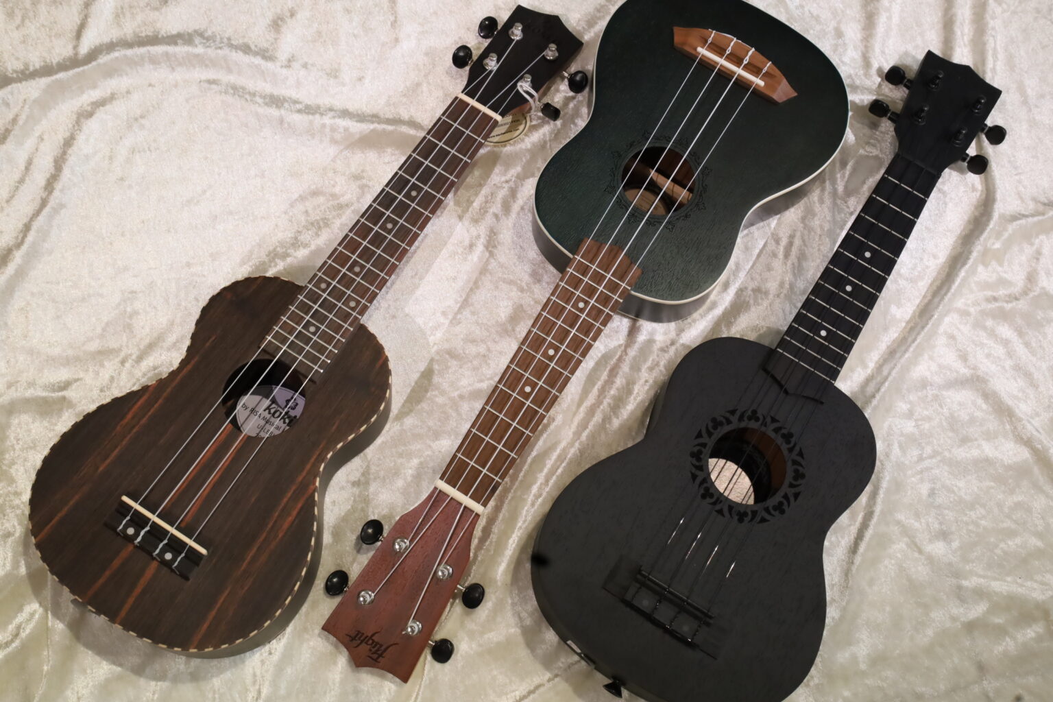 Ukulele6